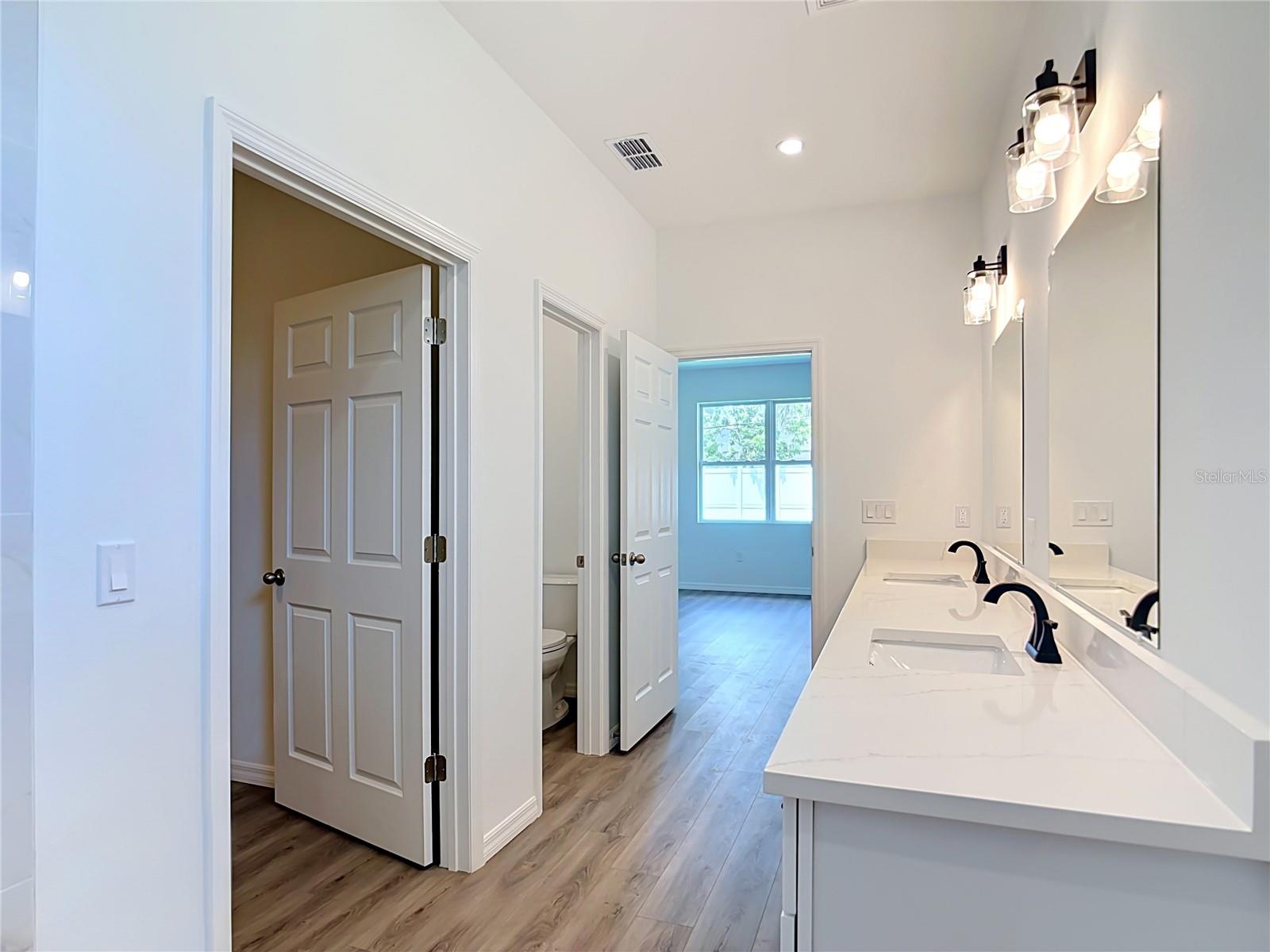 PORT CHARLOTTE SUB 08 - Residential Lease