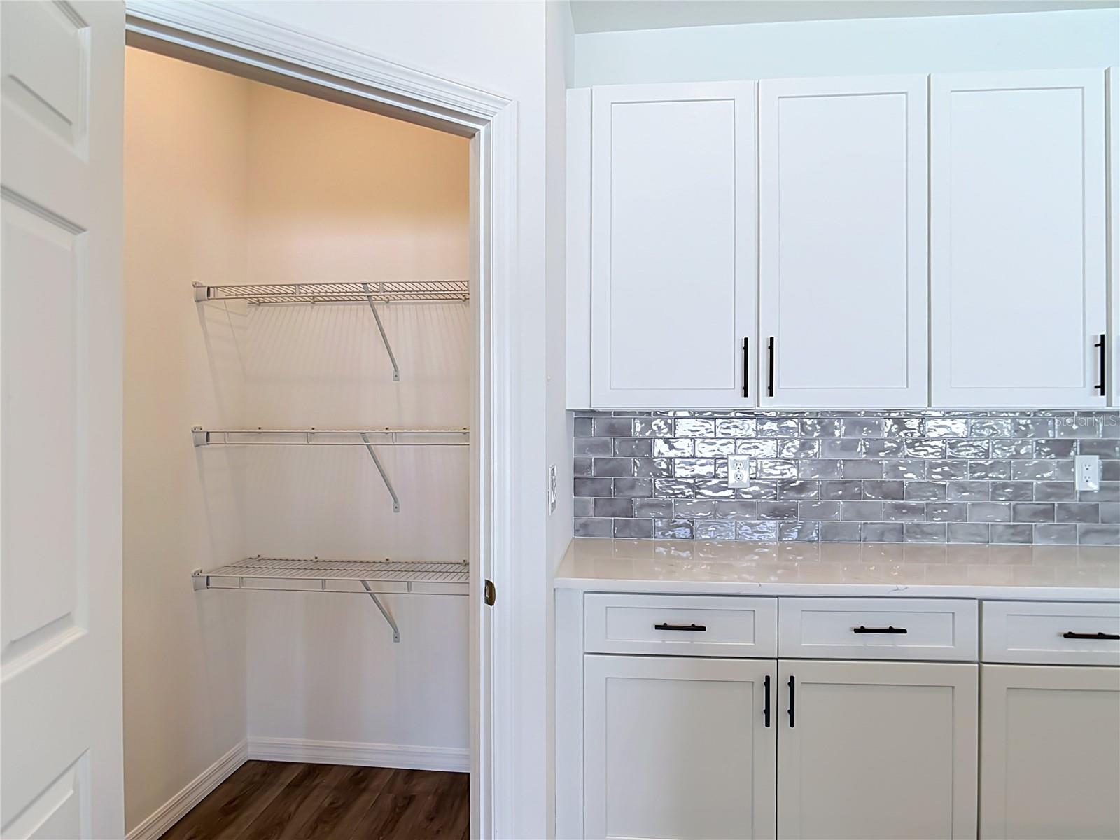 PORT CHARLOTTE SUB 08 - Residential Lease