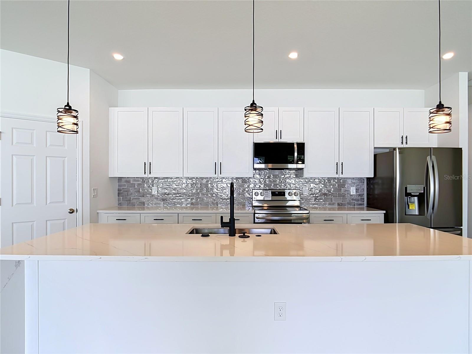 PORT CHARLOTTE SUB 08 - Residential Lease
