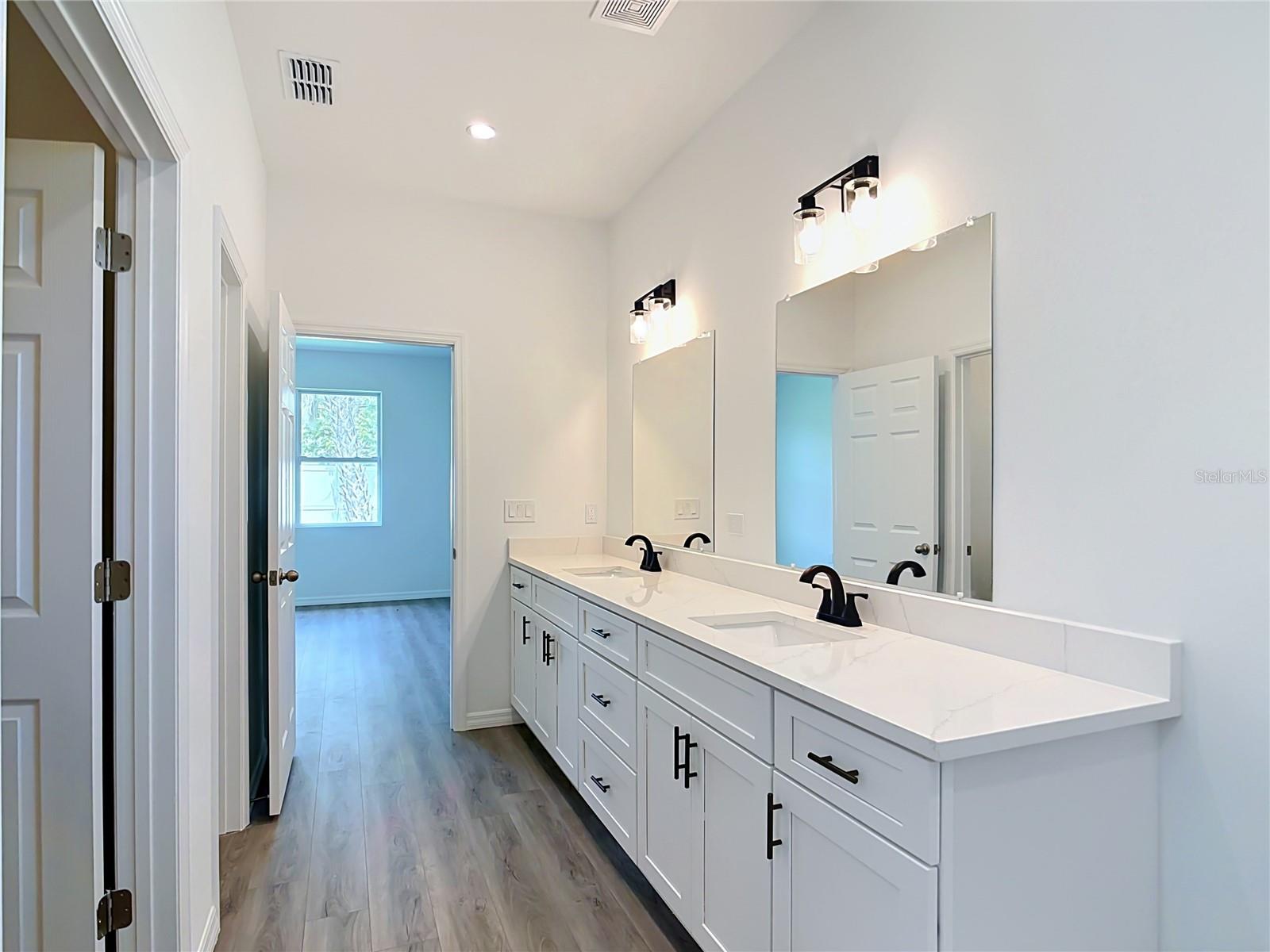 PORT CHARLOTTE SUB 08 - Residential Lease
