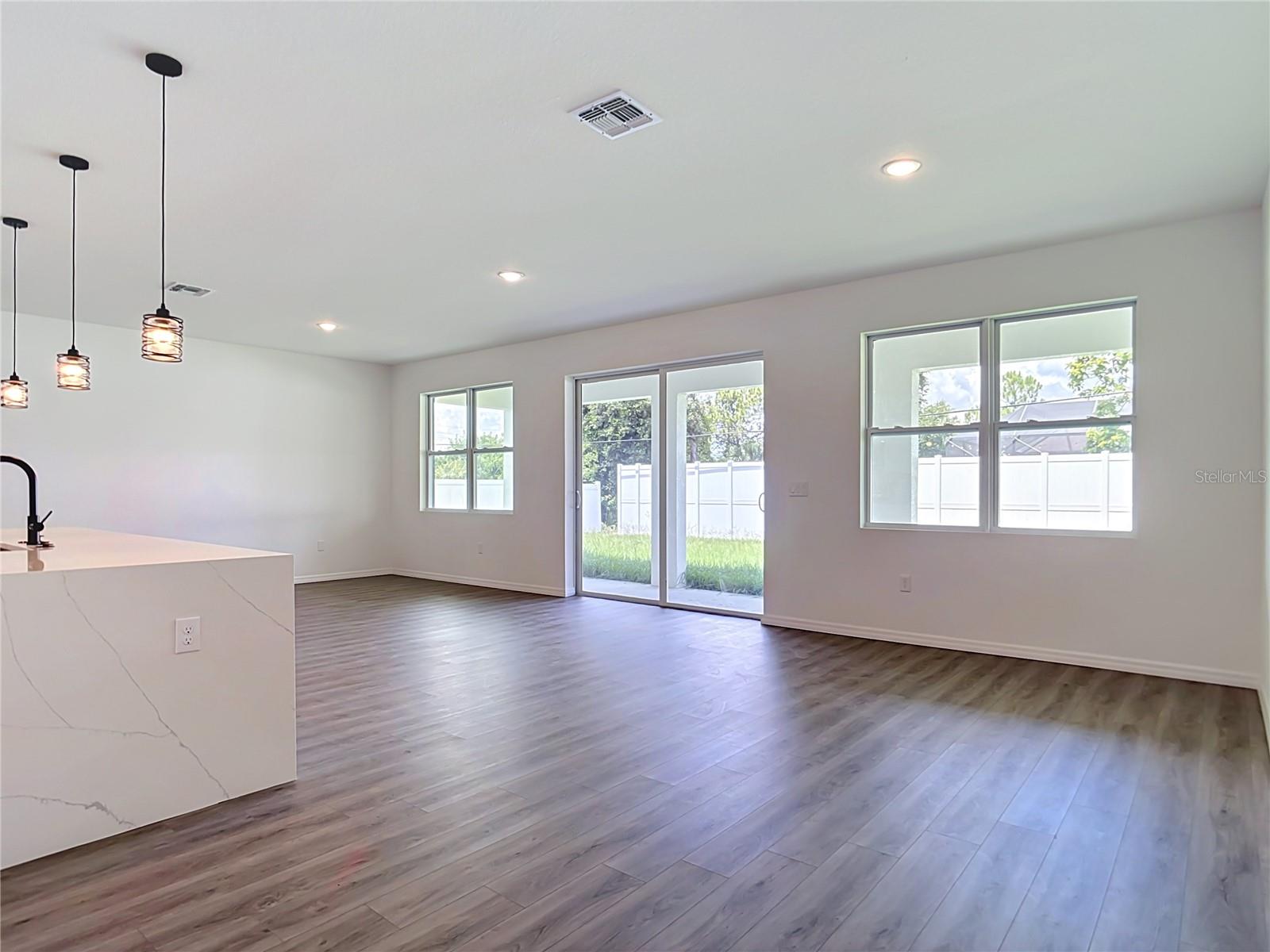PORT CHARLOTTE SUB 08 - Residential Lease