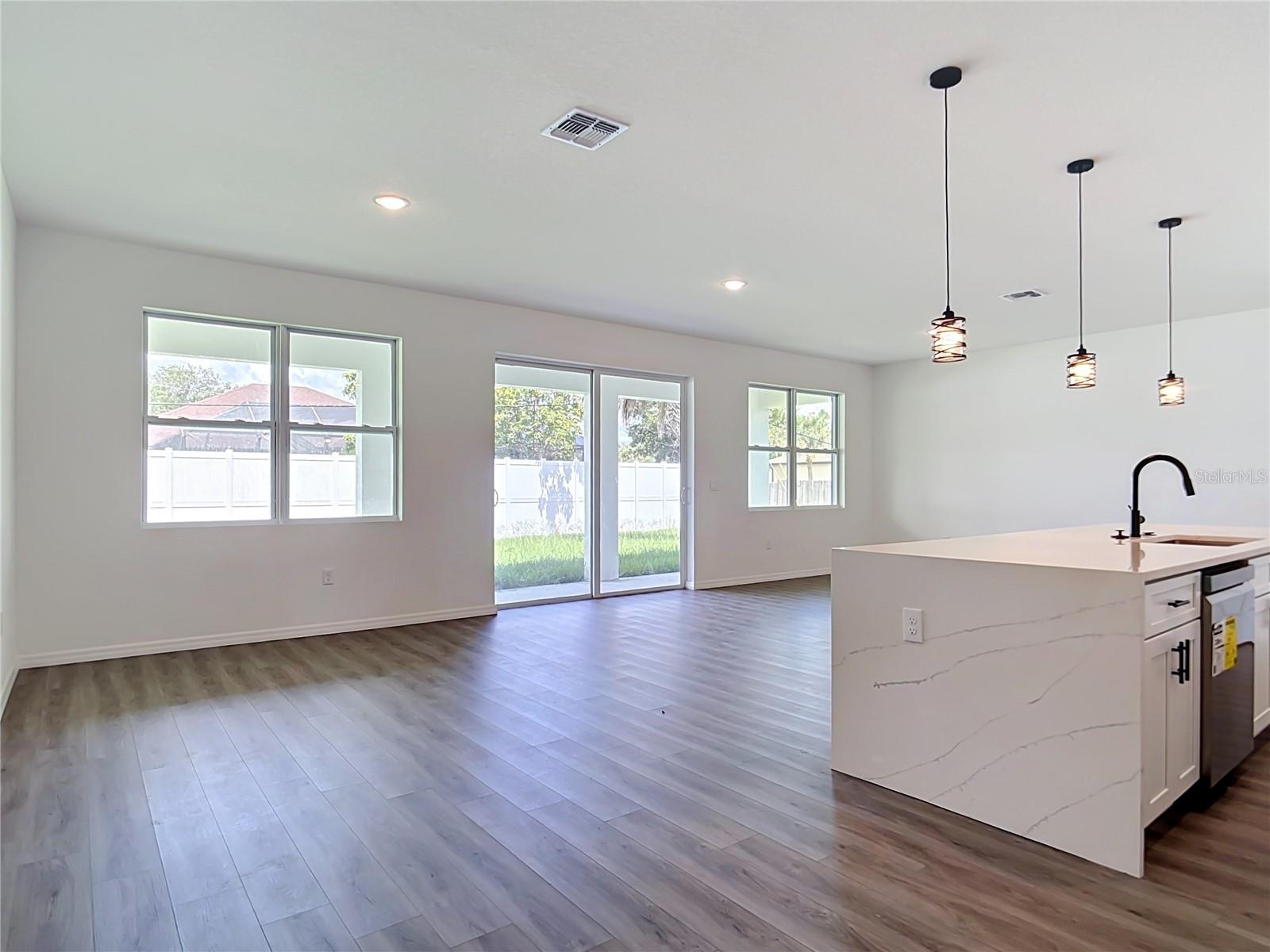 PORT CHARLOTTE SUB 08 - Residential Lease
