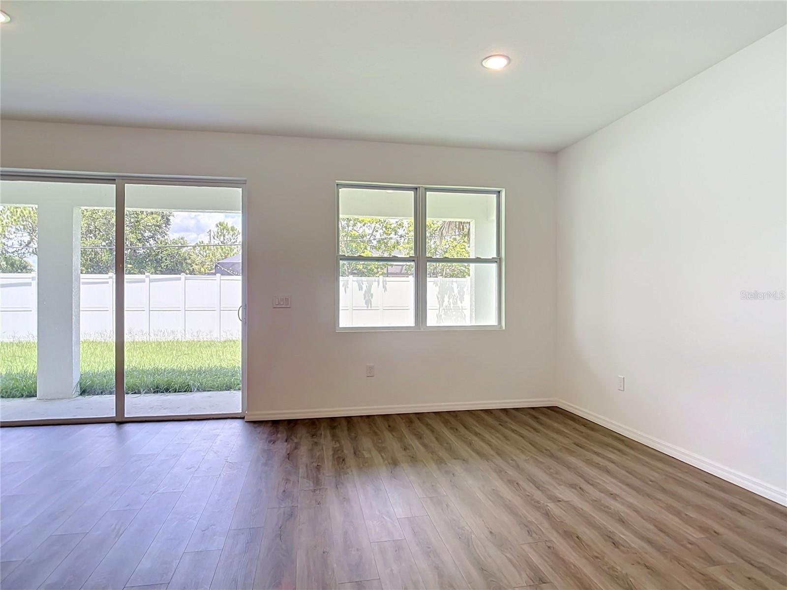 PORT CHARLOTTE SUB 08 - Residential Lease