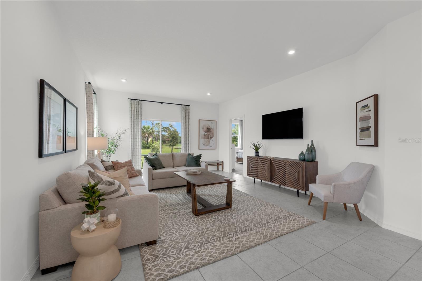 RESERVE AT COUNTRY CLUB LAKES ESTATES - Residential