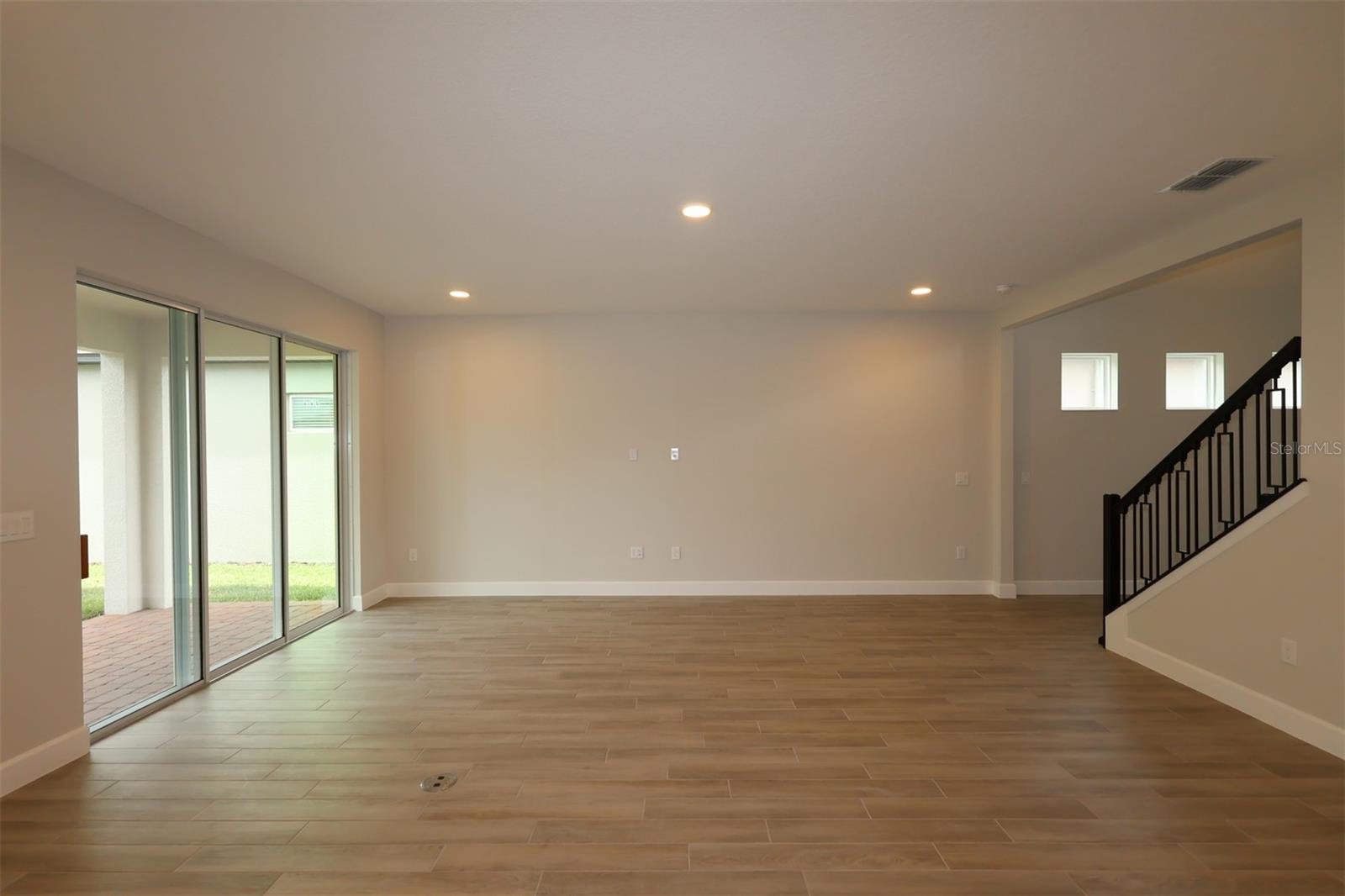 ENCORE AT OVATION - Residential