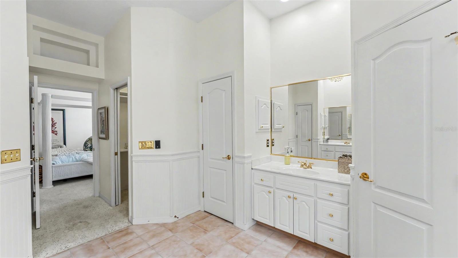 BLOOMFIELD HILLS PH 04 - Residential