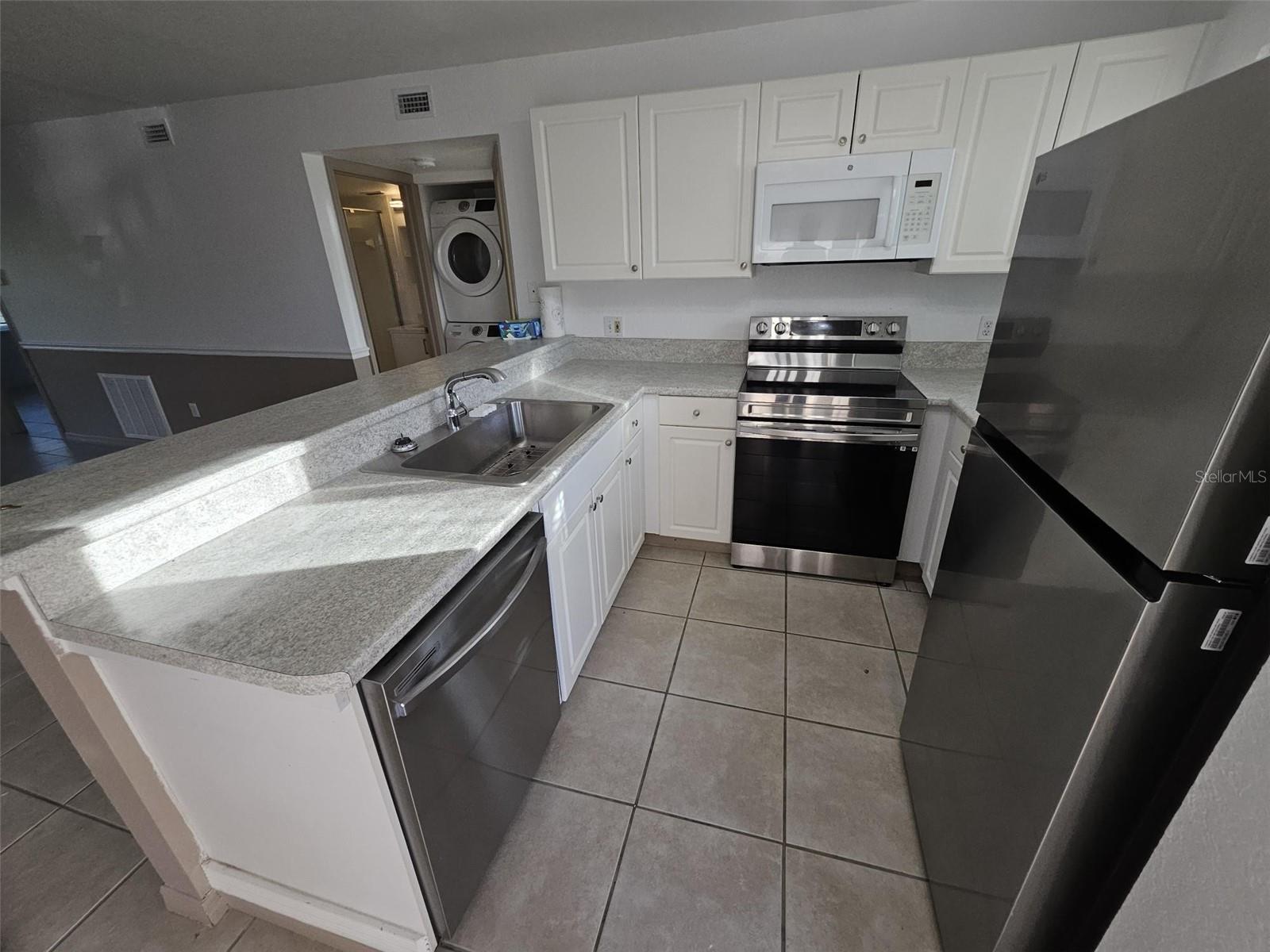 PINES AT DEEP CREEK 01 PH 03 - Residential Lease