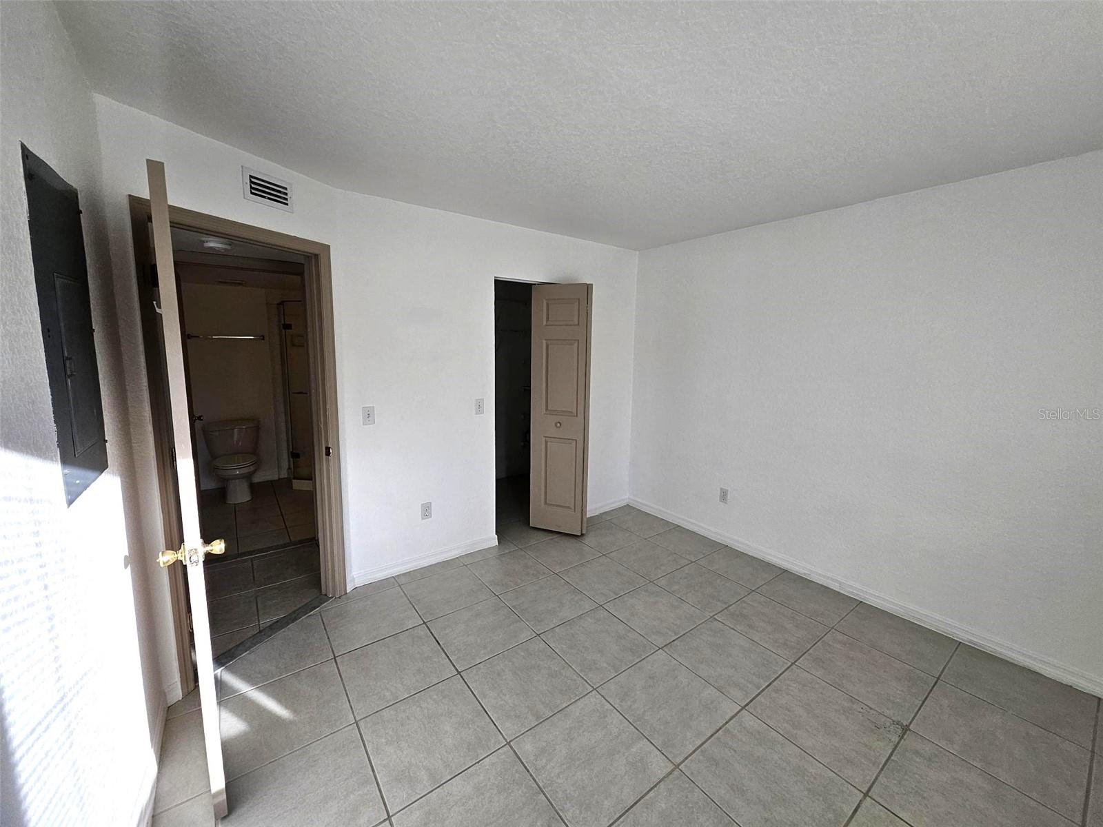 PINES AT DEEP CREEK 01 PH 03 - Residential Lease
