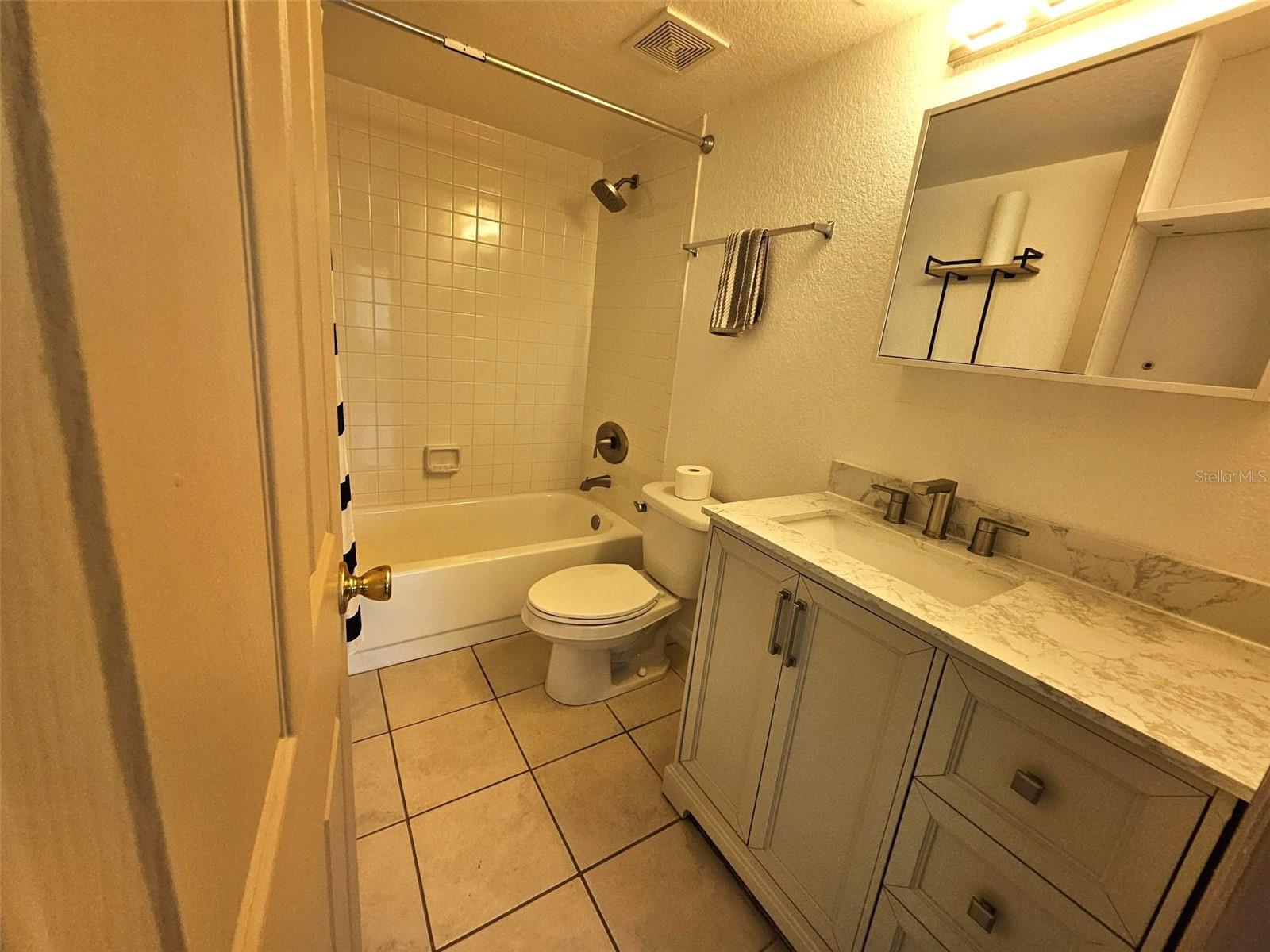 PINES AT DEEP CREEK 01 PH 03 - Residential Lease