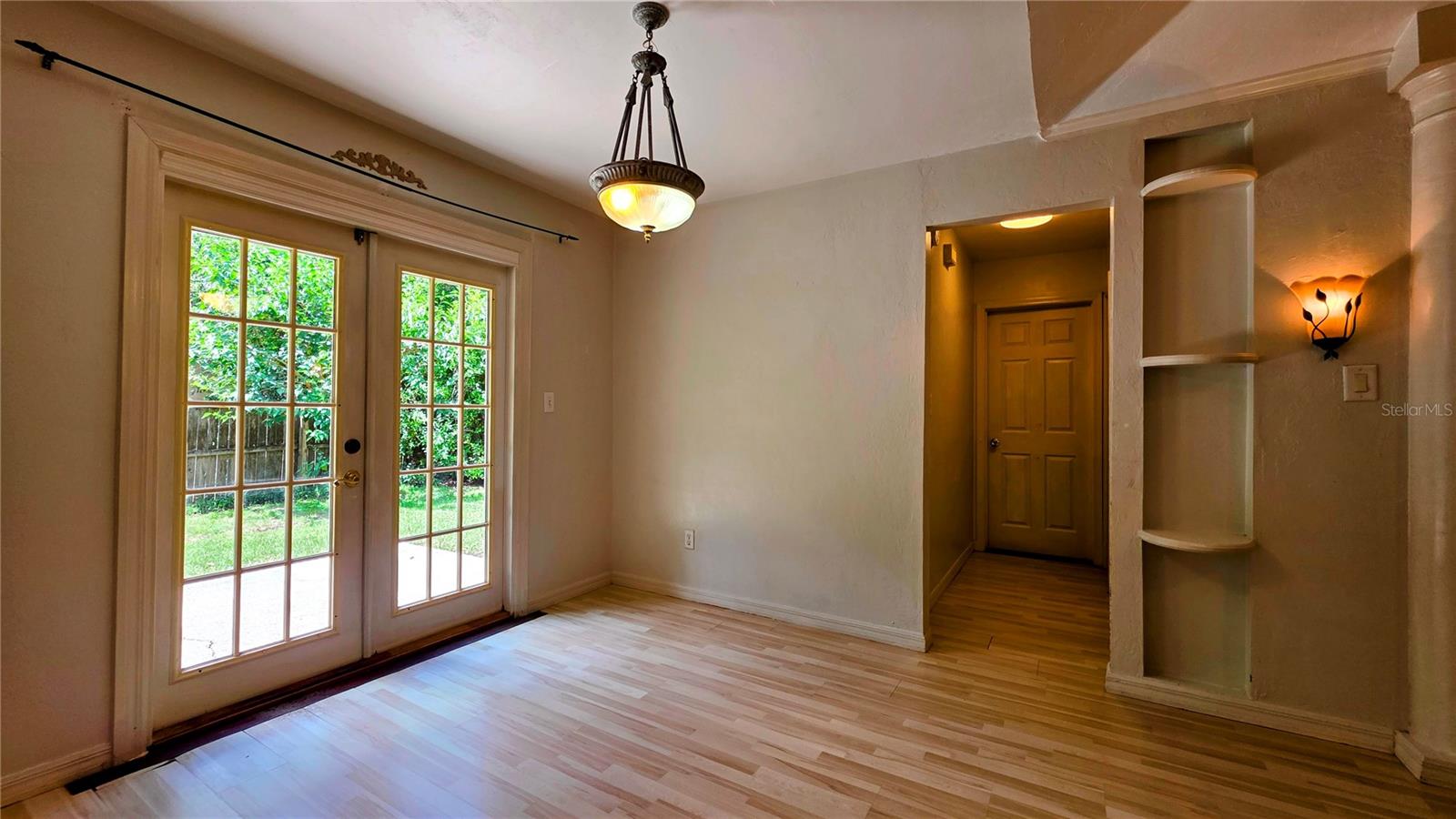 MILE RUN - Residential