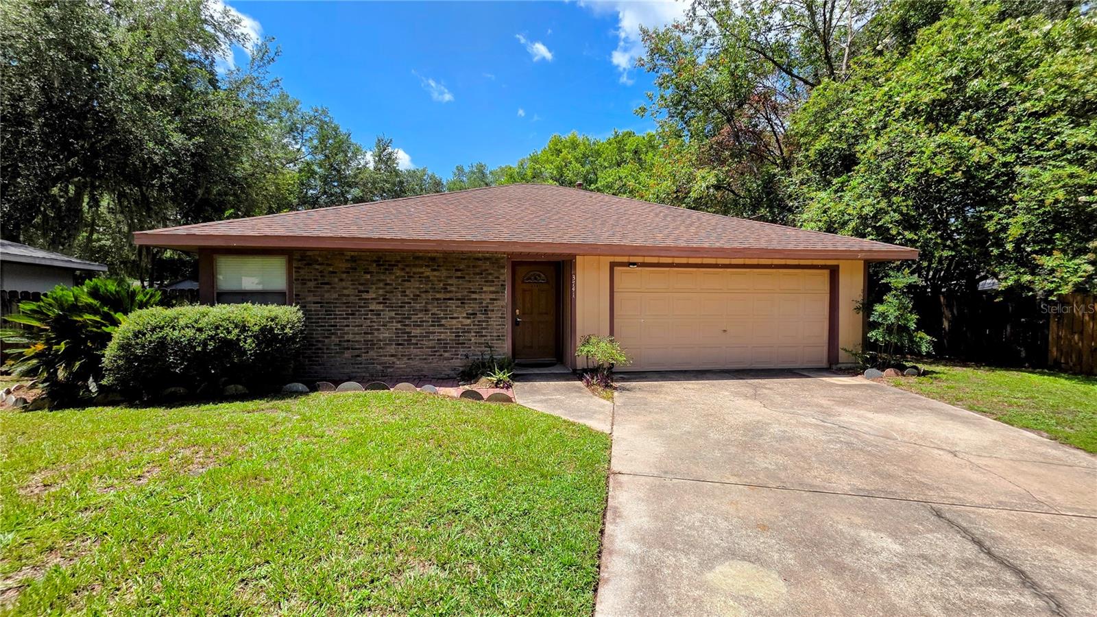 MILE RUN - Residential