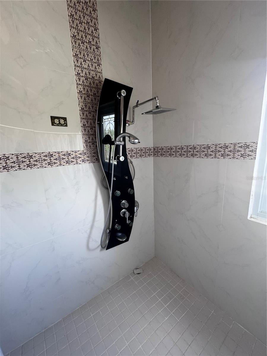 PLANAS CAMINO LOS NIEVES - Residential