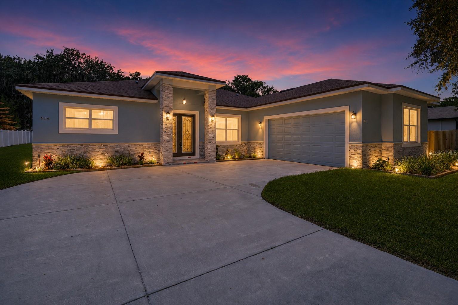 LEESBURG WATERS EDGE SUB - Residential