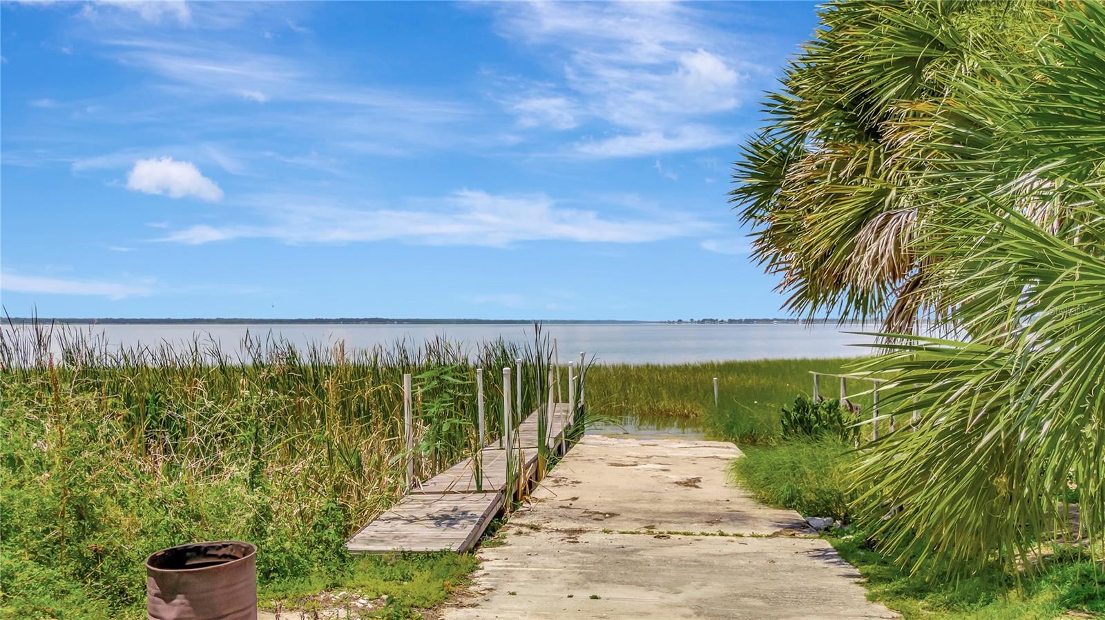 LEESBURG WATERS EDGE SUB - Residential