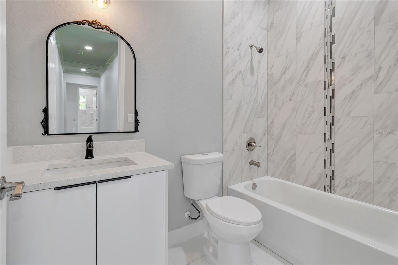 LEESBURG WATERS EDGE SUB - Residential