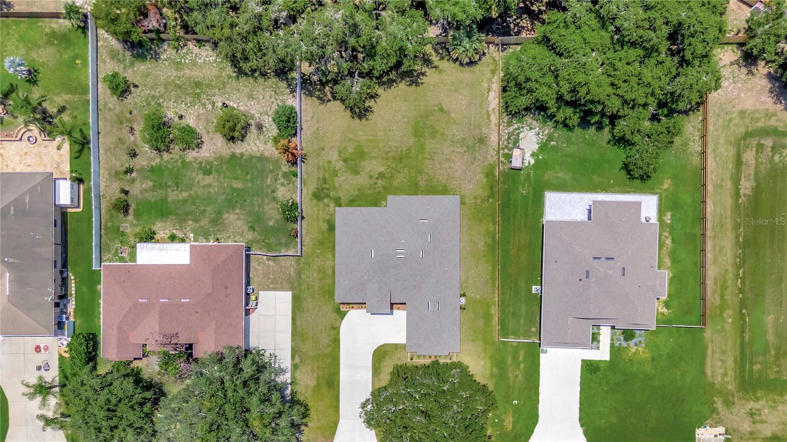LEESBURG WATERS EDGE SUB - Residential