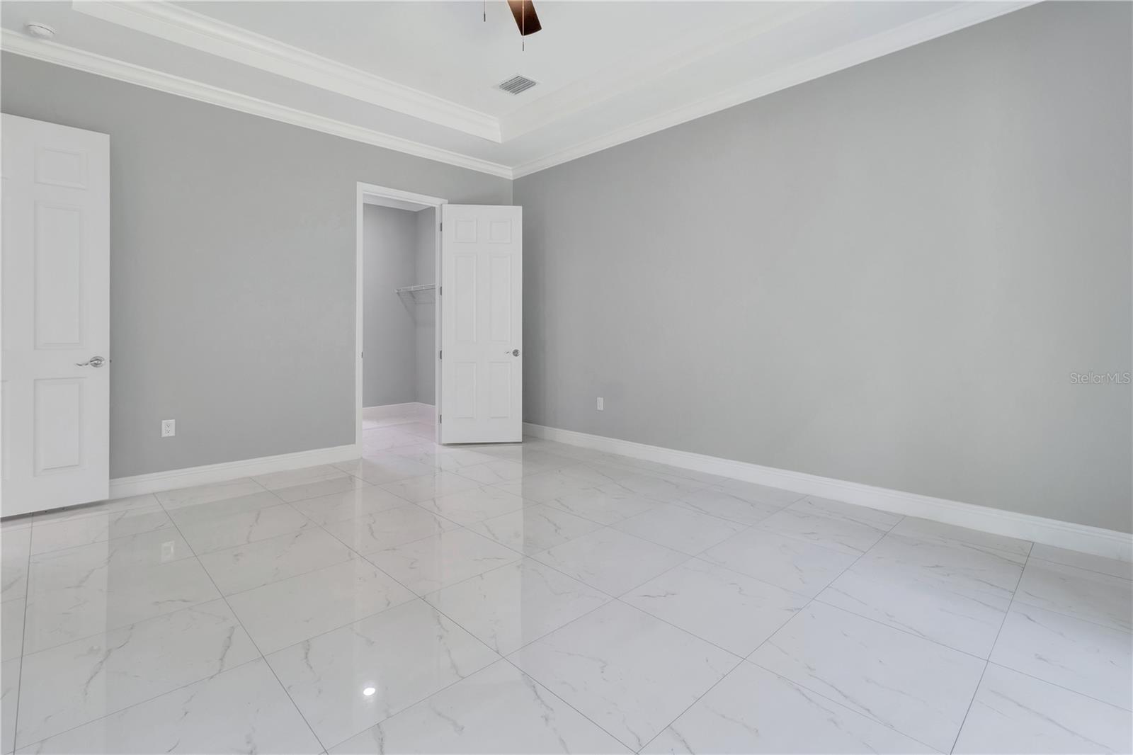 LEESBURG WATERS EDGE SUB - Residential