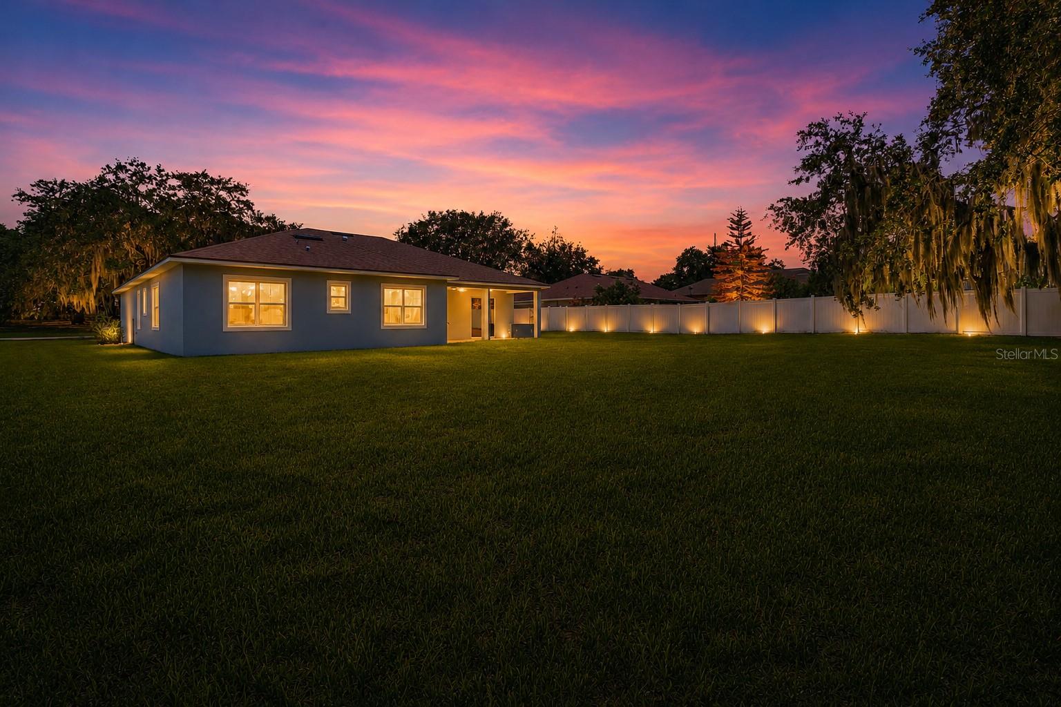 LEESBURG WATERS EDGE SUB - Residential