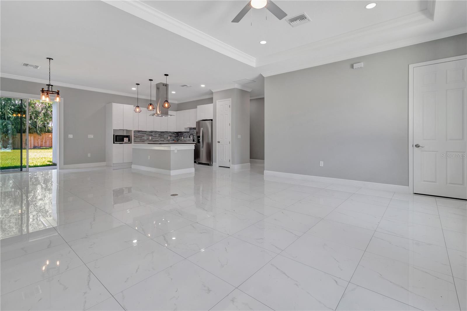 LEESBURG WATERS EDGE SUB - Residential