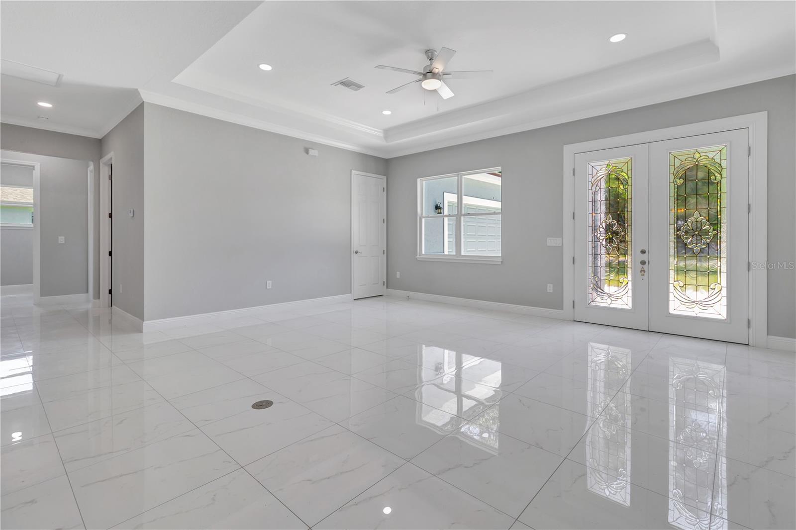 LEESBURG WATERS EDGE SUB - Residential
