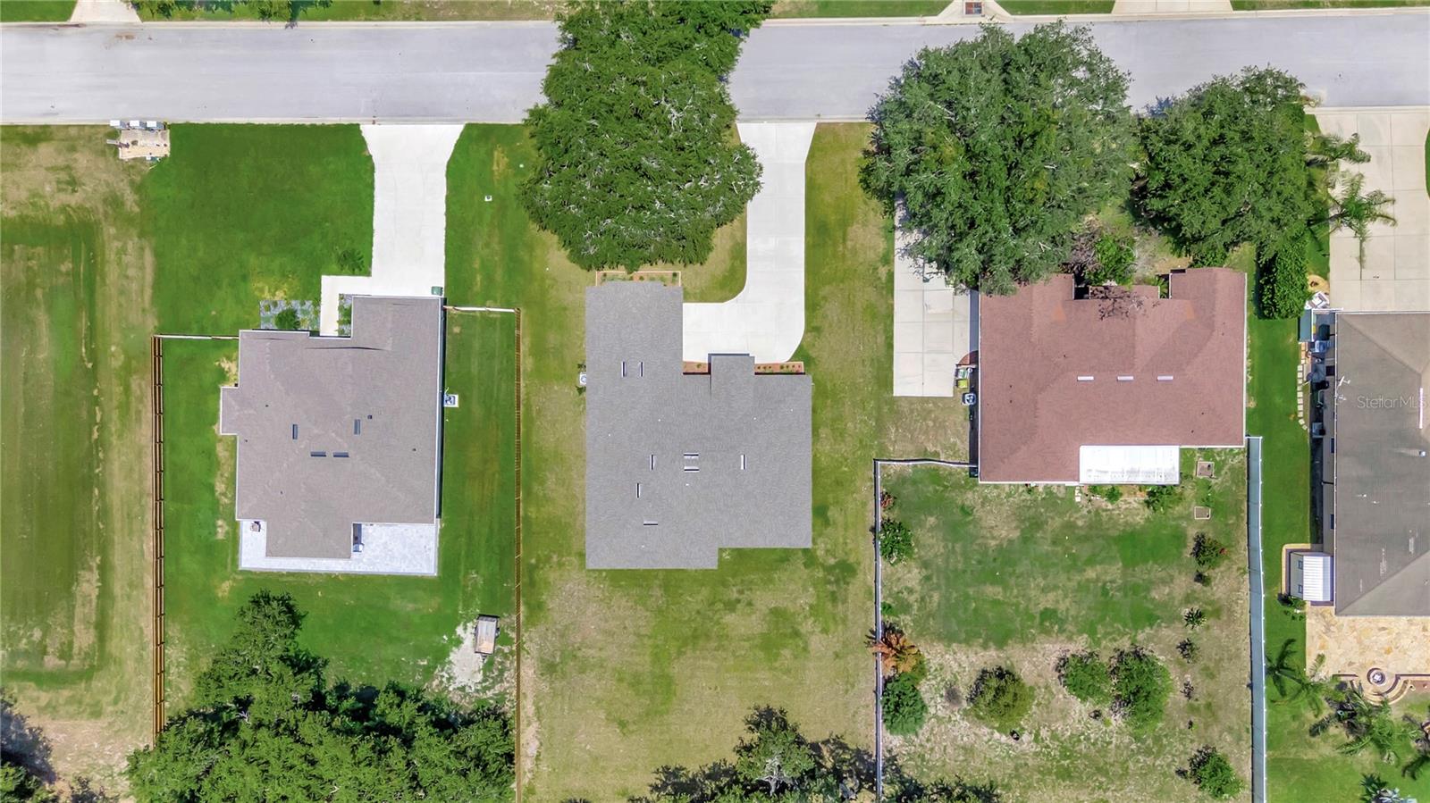 LEESBURG WATERS EDGE SUB - Residential