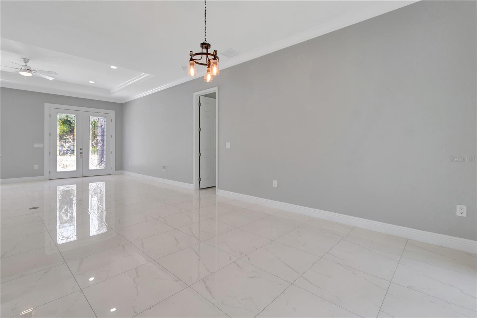 LEESBURG WATERS EDGE SUB - Residential