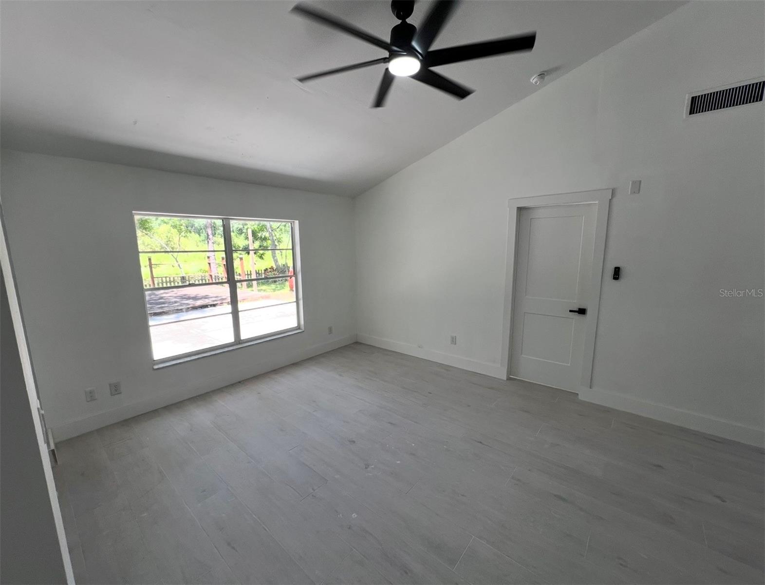 HAMPTON PARK UNIT 4 - Residential