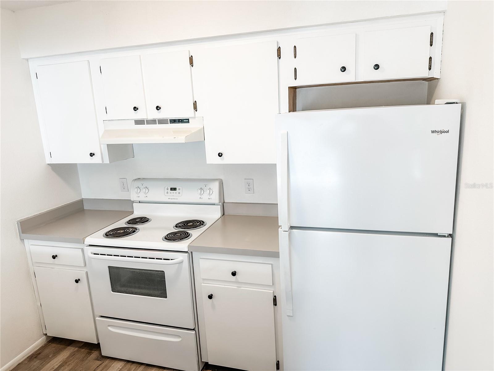 GREENFIELDS UN #1 - Residential Lease