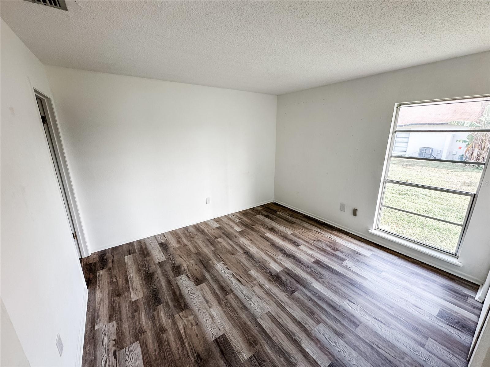 GREENFIELDS UN #1 - Residential Lease