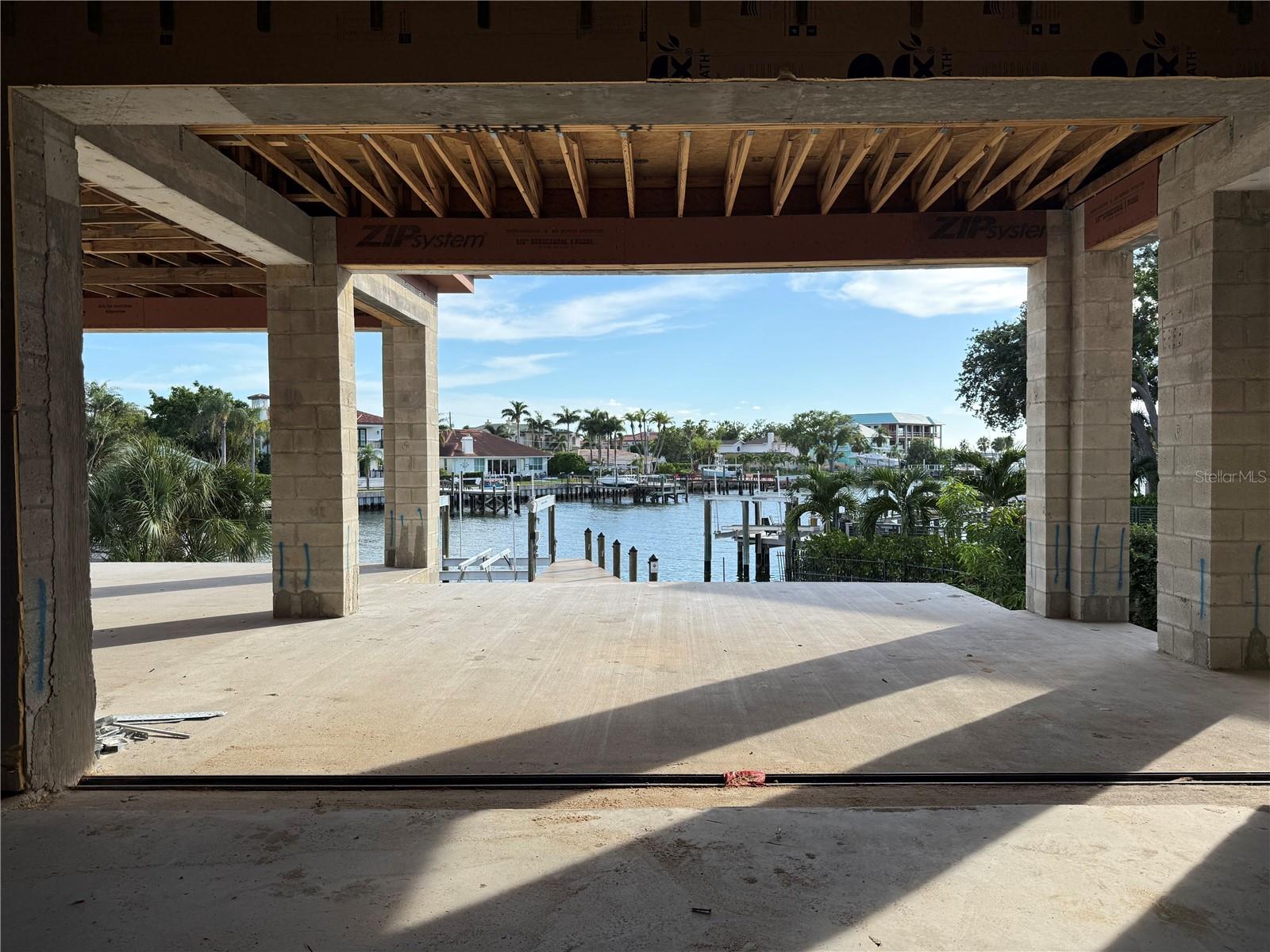 SUNSET PARK ISLES UNIT 4 - Residential
