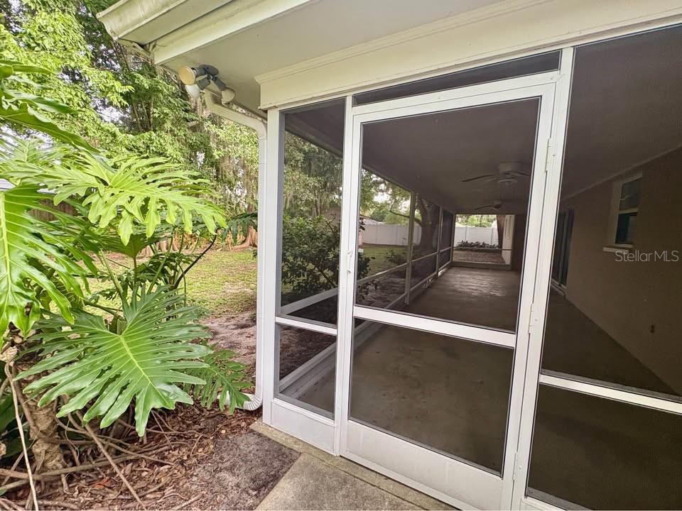 TOMOKA OAKS COUNTRY CLUB ESTATES - Residential Lease