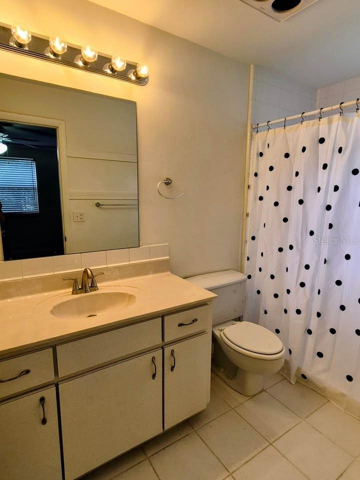 TOMOKA OAKS COUNTRY CLUB ESTATES - Residential Lease
