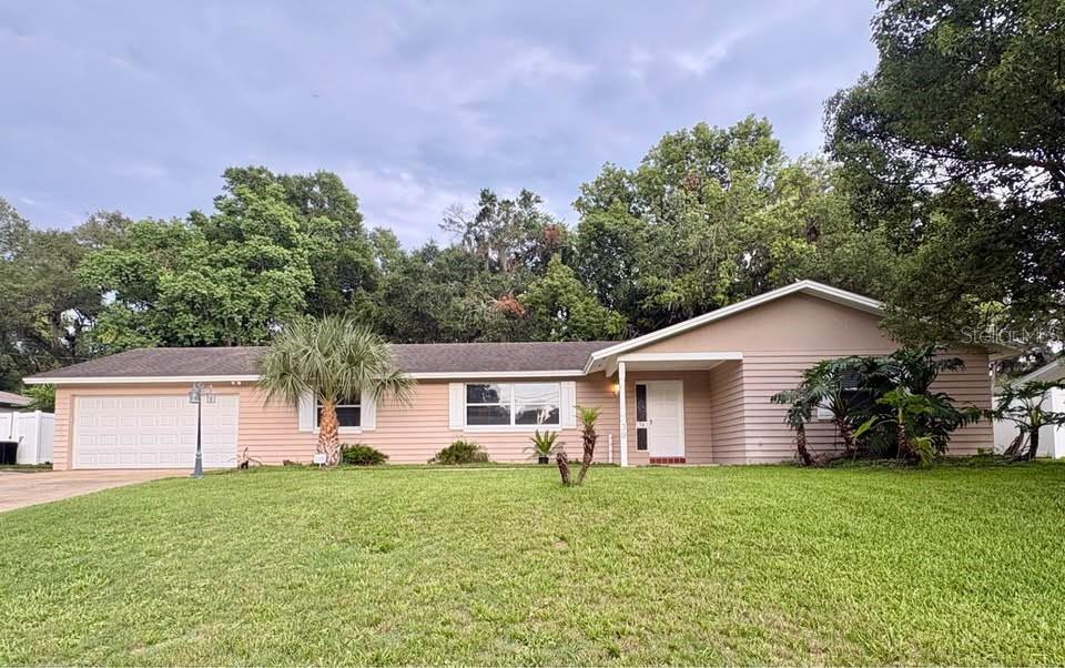 TOMOKA OAKS COUNTRY CLUB ESTATES - Residential Lease