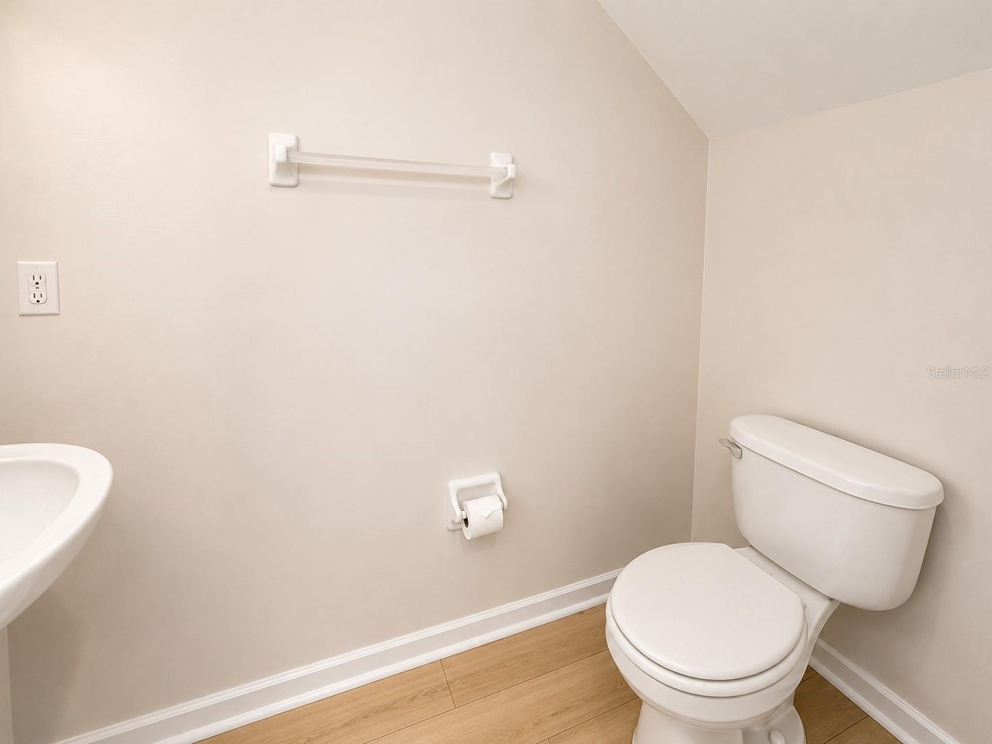 VISTAS/STONEBRIDGE PLACE PH 08 - Residential Lease