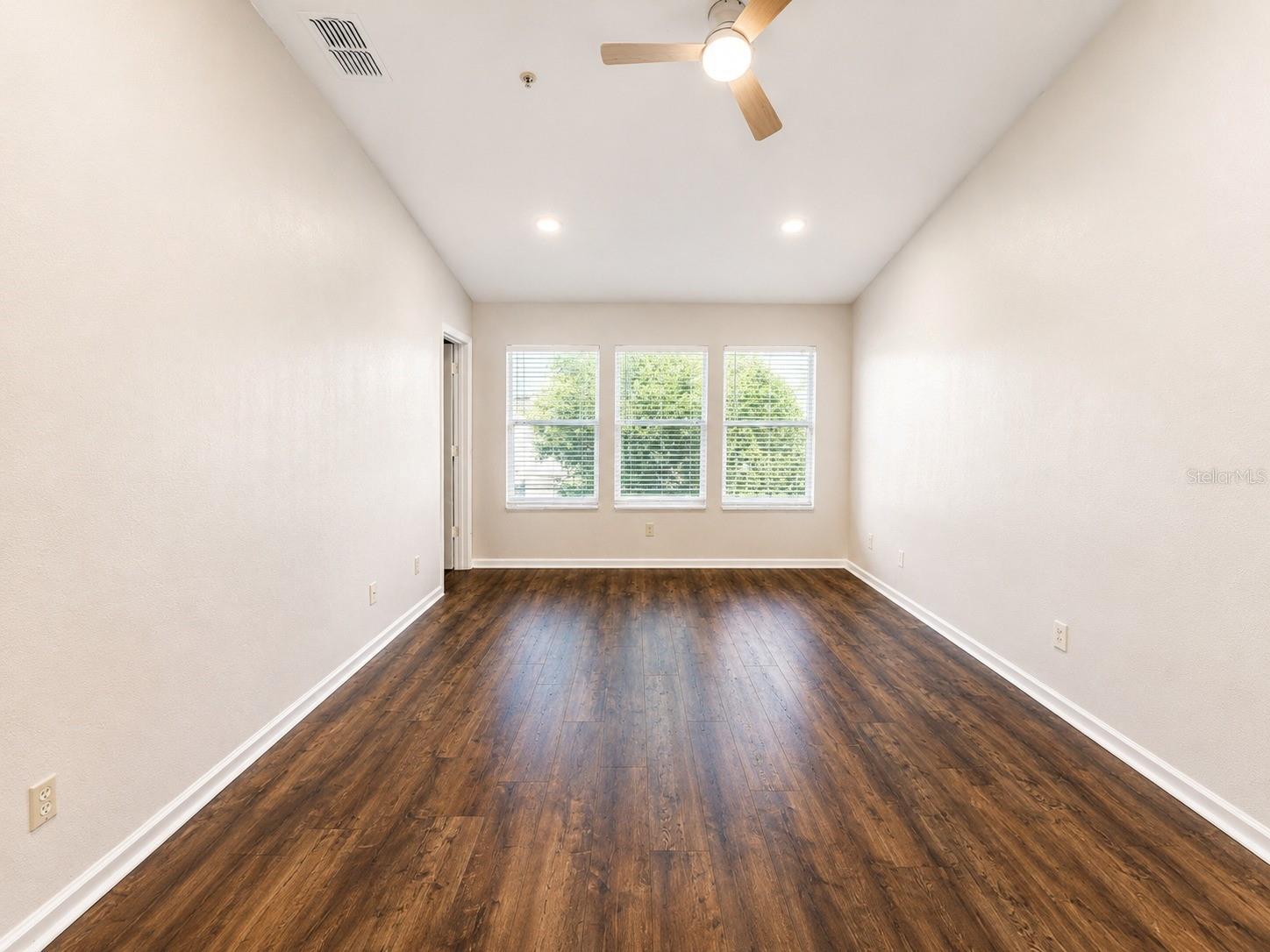VISTAS/STONEBRIDGE PLACE PH 08 - Residential Lease