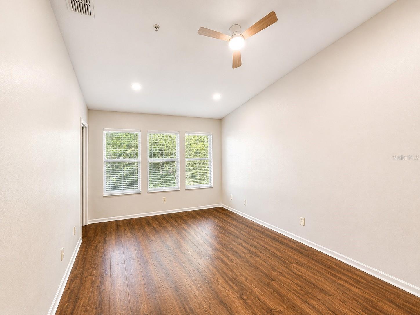 VISTAS/STONEBRIDGE PLACE PH 08 - Residential Lease