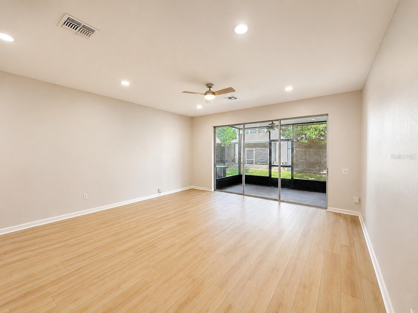 VISTAS/STONEBRIDGE PLACE PH 08 - Residential Lease