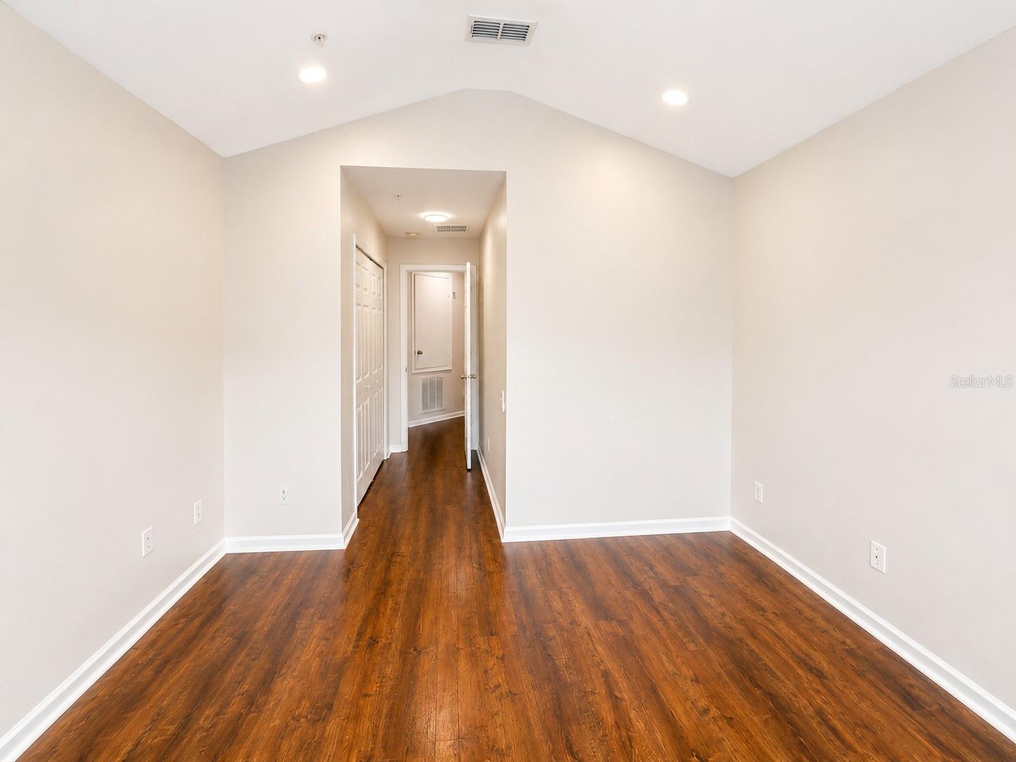 VISTAS/STONEBRIDGE PLACE PH 08 - Residential Lease