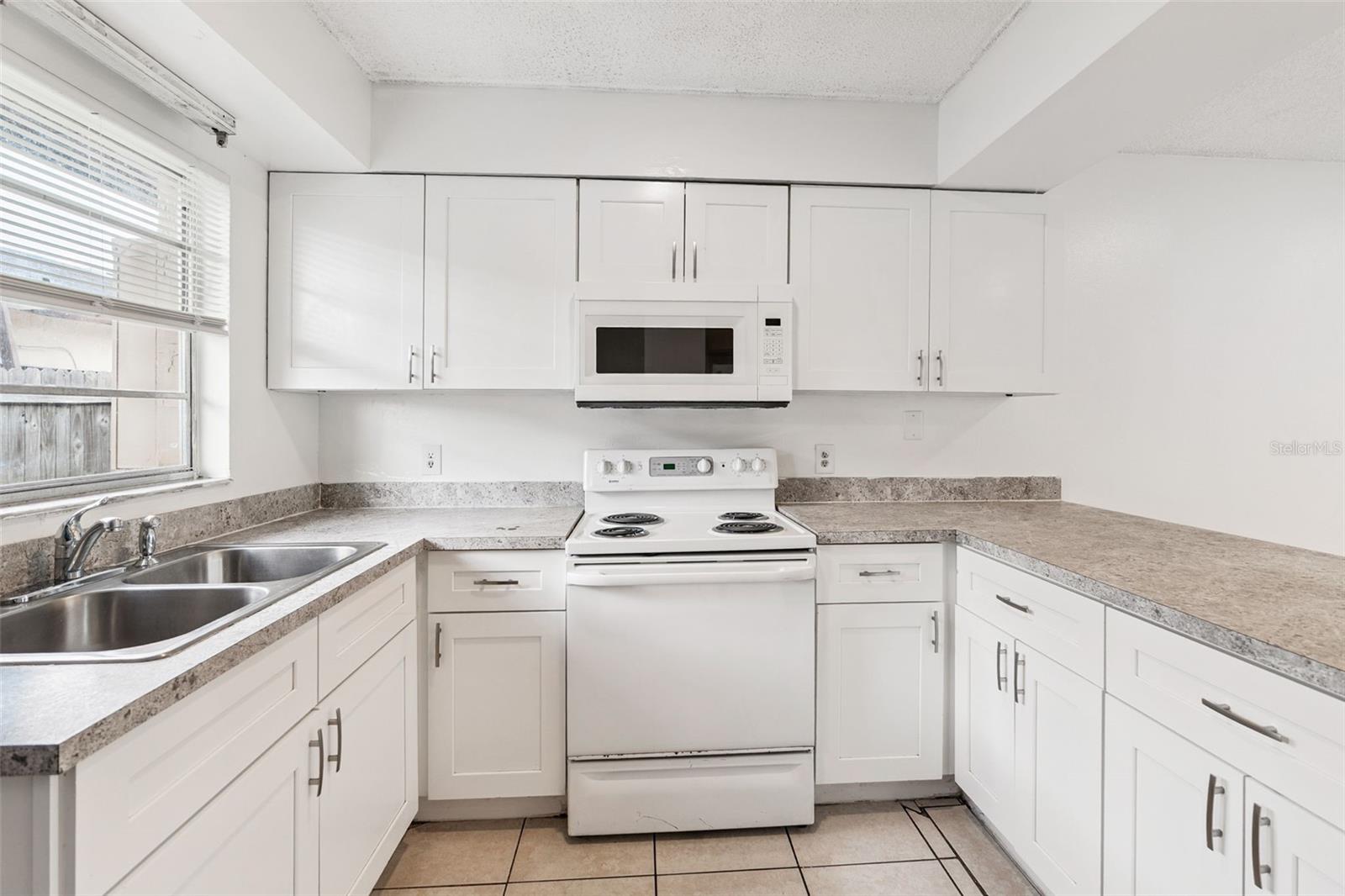 SECRET COVE SUB - Residential Lease