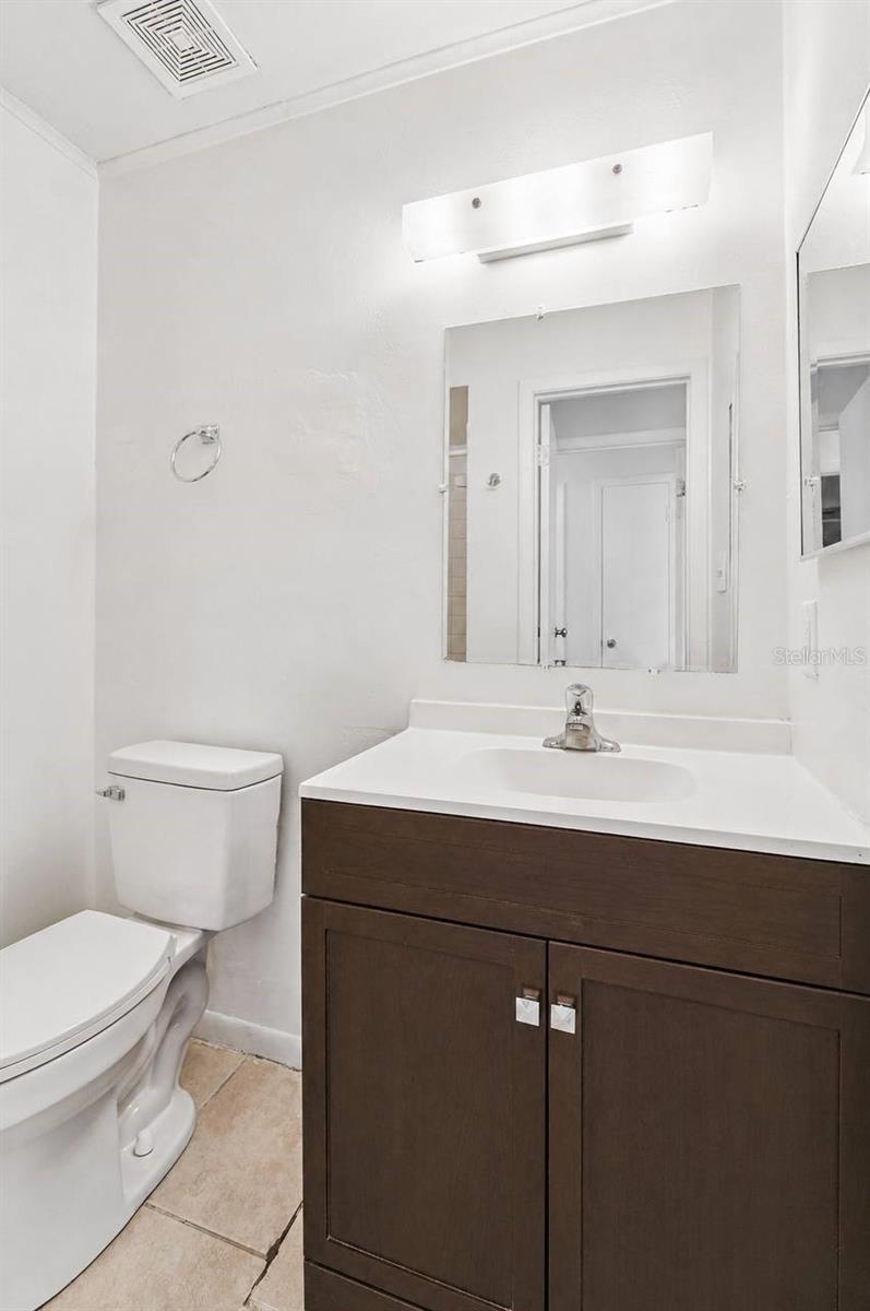 SECRET COVE SUB - Residential Lease