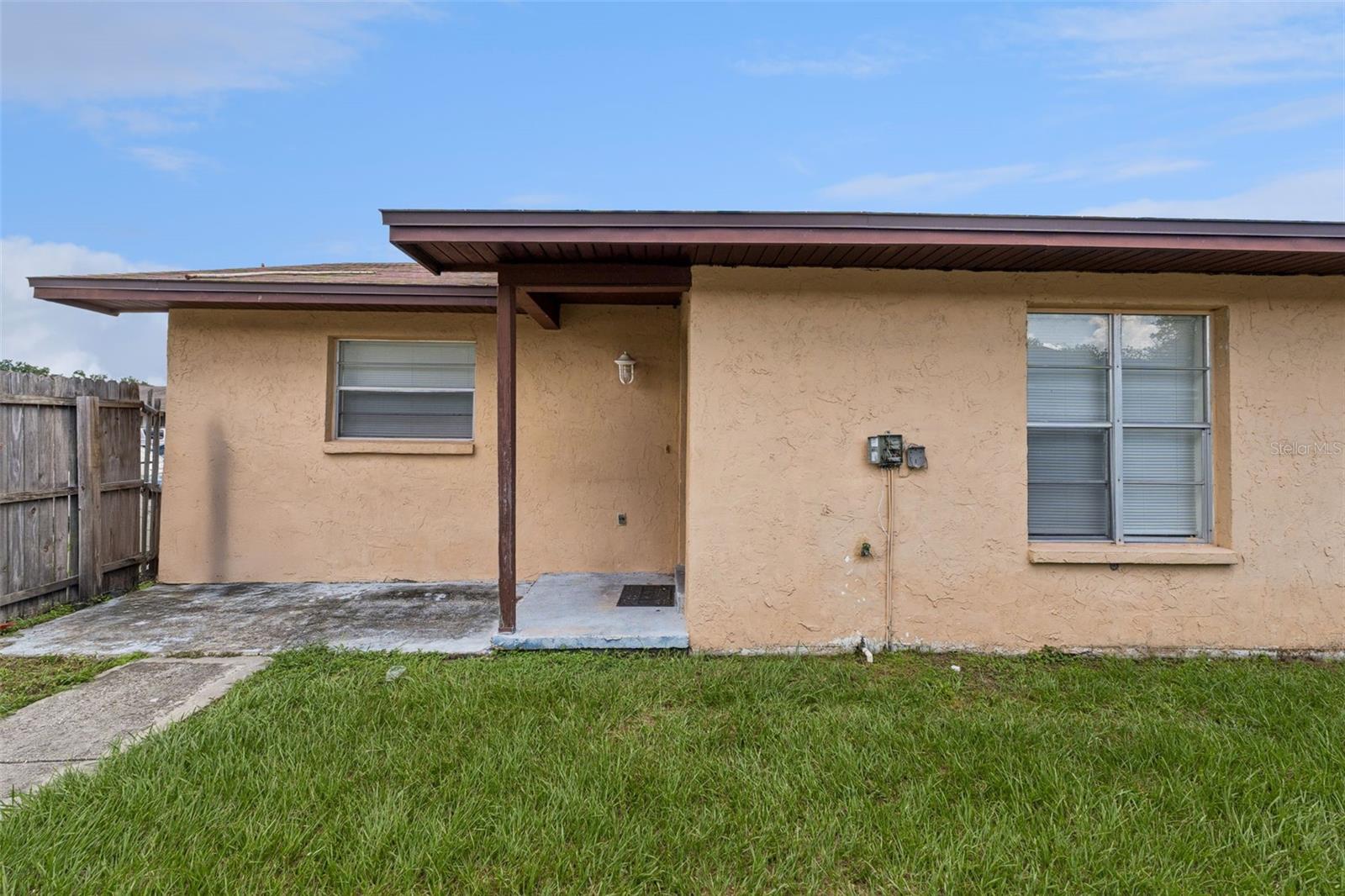 SECRET COVE SUB - Residential Lease