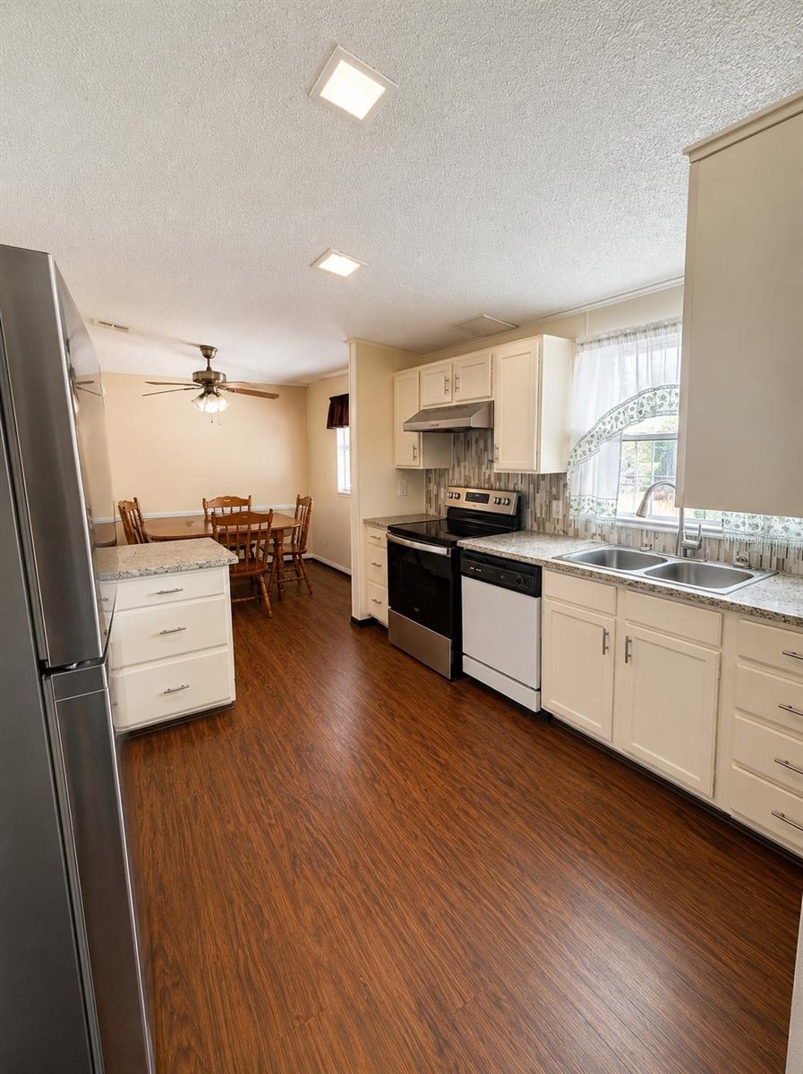 SILVER SPRINGS CAMPSITES - Residential