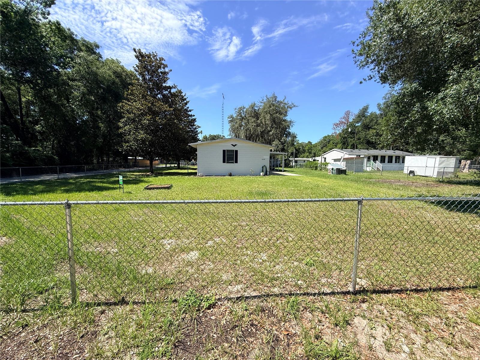 SILVER SPRINGS CAMPSITES - Residential