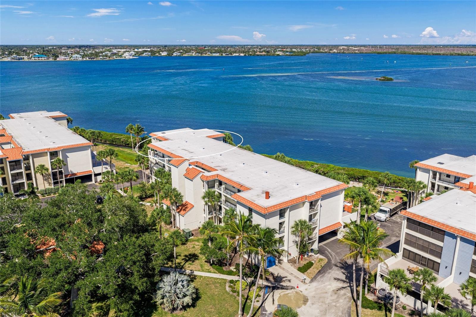 SANDPIPER KEY BLDG 05 - Residential