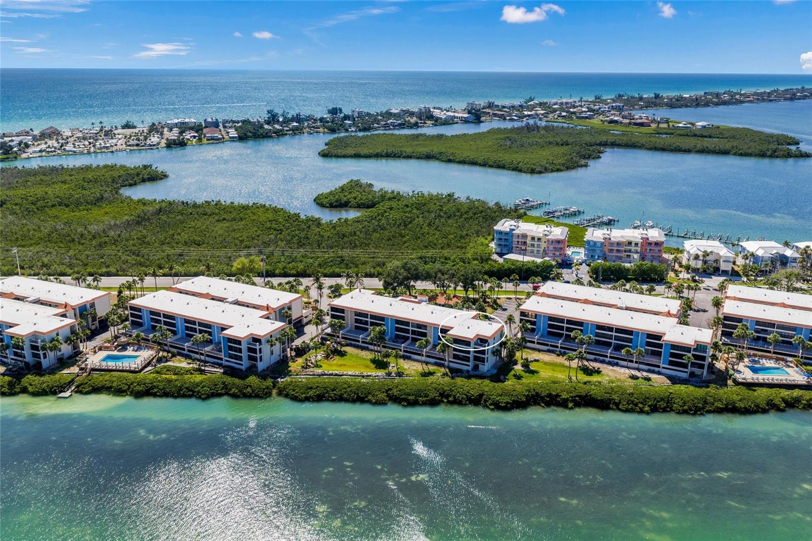 SANDPIPER KEY BLDG 05 - Residential