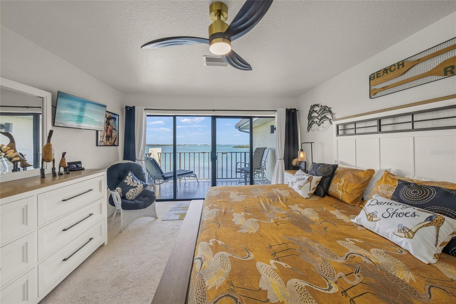 SANDPIPER KEY BLDG 05 - Residential