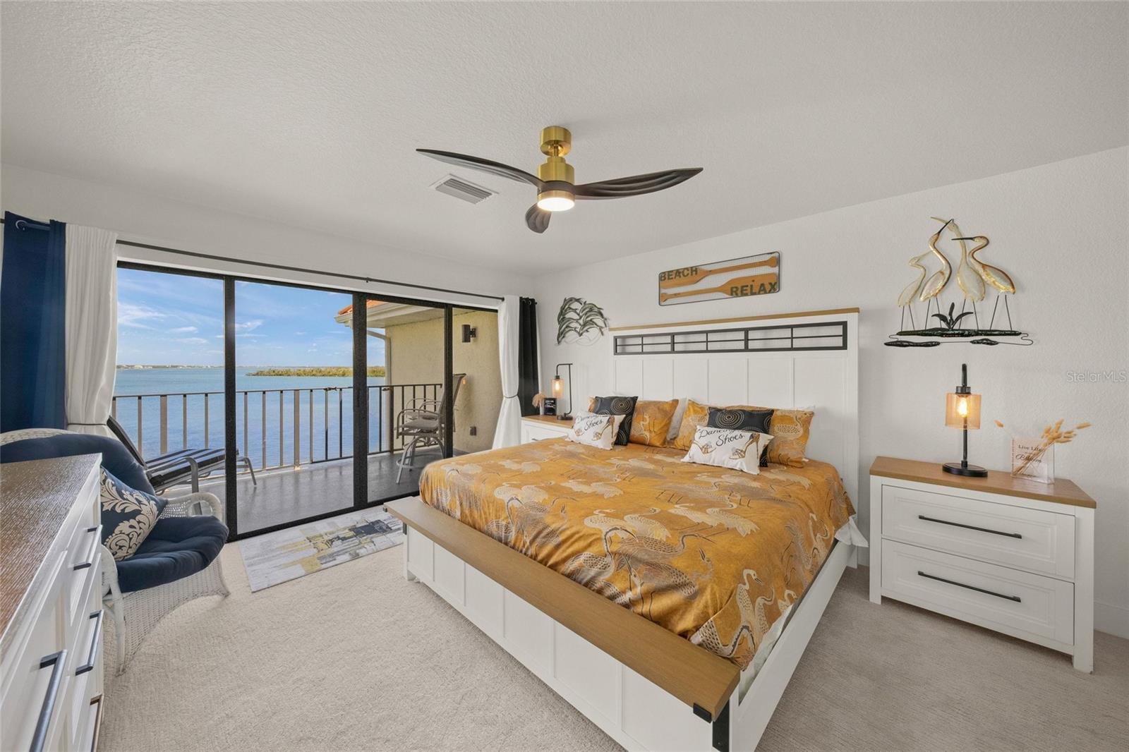 SANDPIPER KEY BLDG 05 - Residential