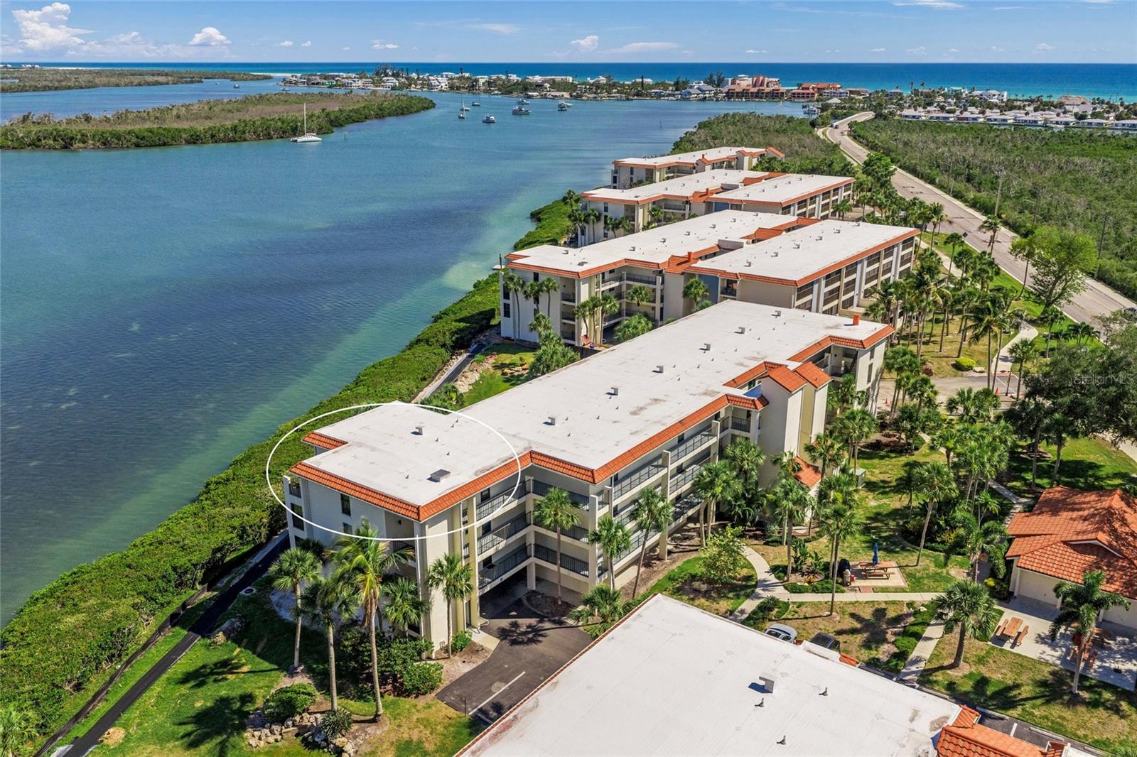 SANDPIPER KEY BLDG 05 - Residential