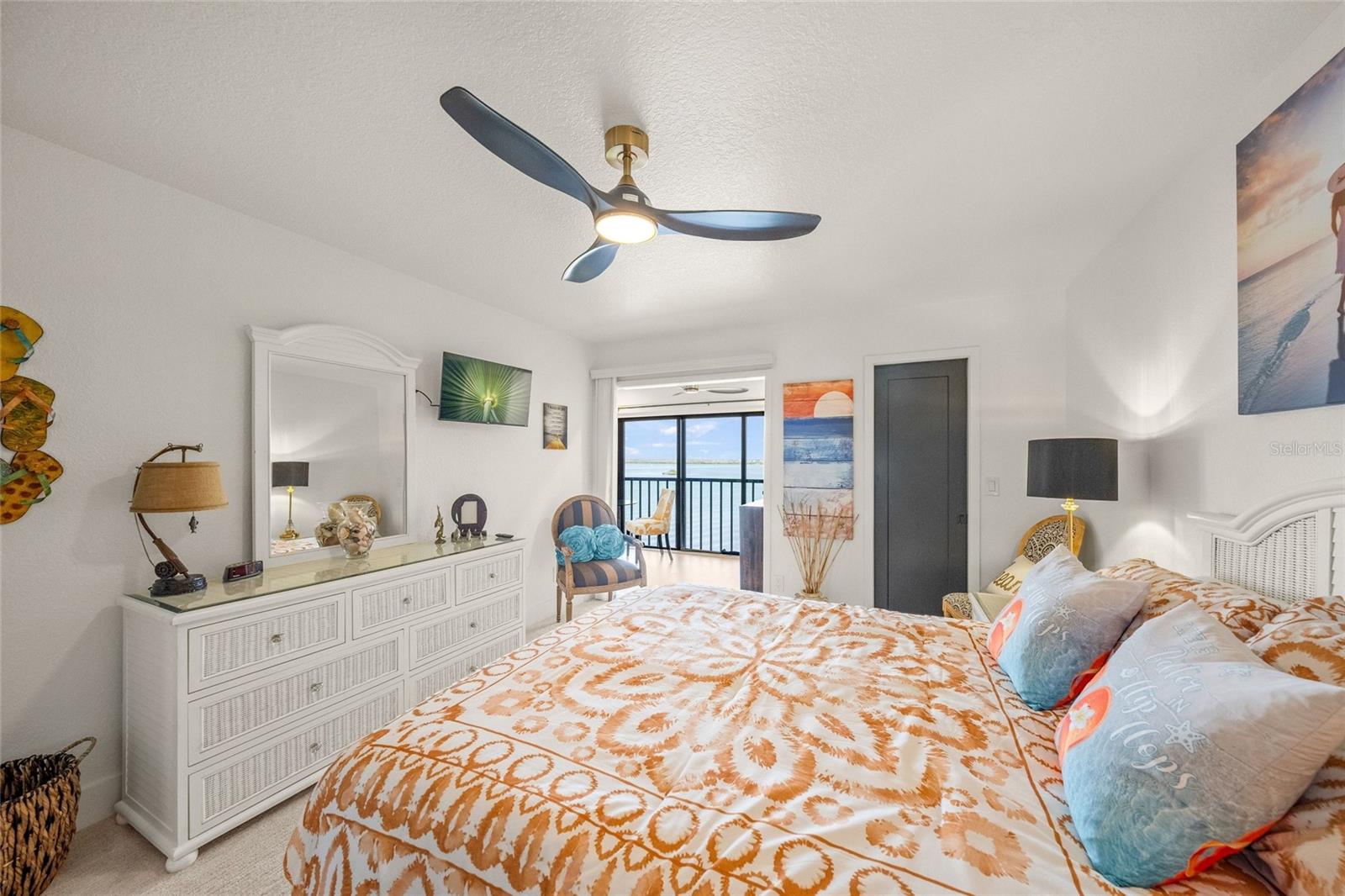 SANDPIPER KEY BLDG 05 - Residential