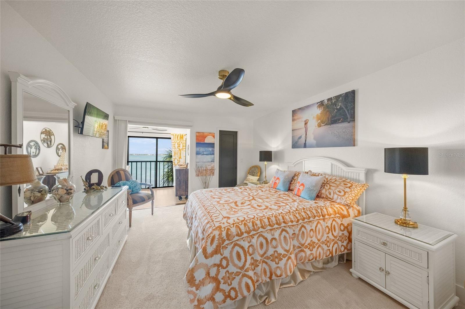 SANDPIPER KEY BLDG 05 - Residential